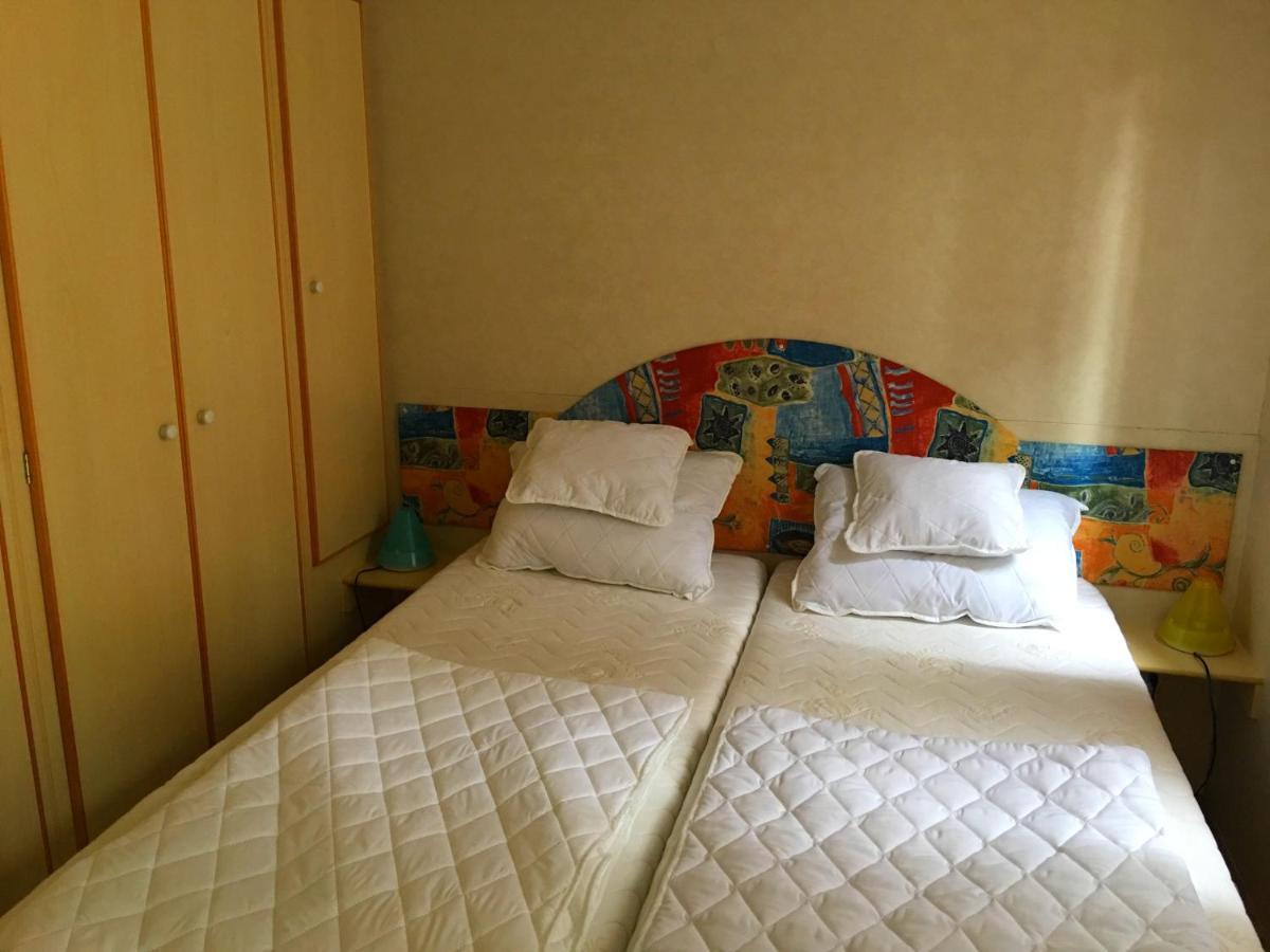 Buona Mobile Homes On Camping Mare E Pineta Лидо ди Спина Екстериор снимка