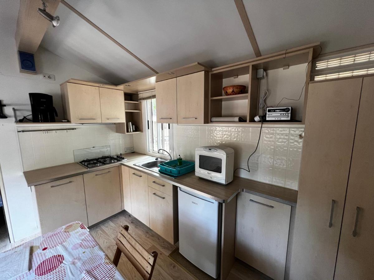 Buona Mobile Homes On Camping Mare E Pineta Лидо ди Спина Екстериор снимка