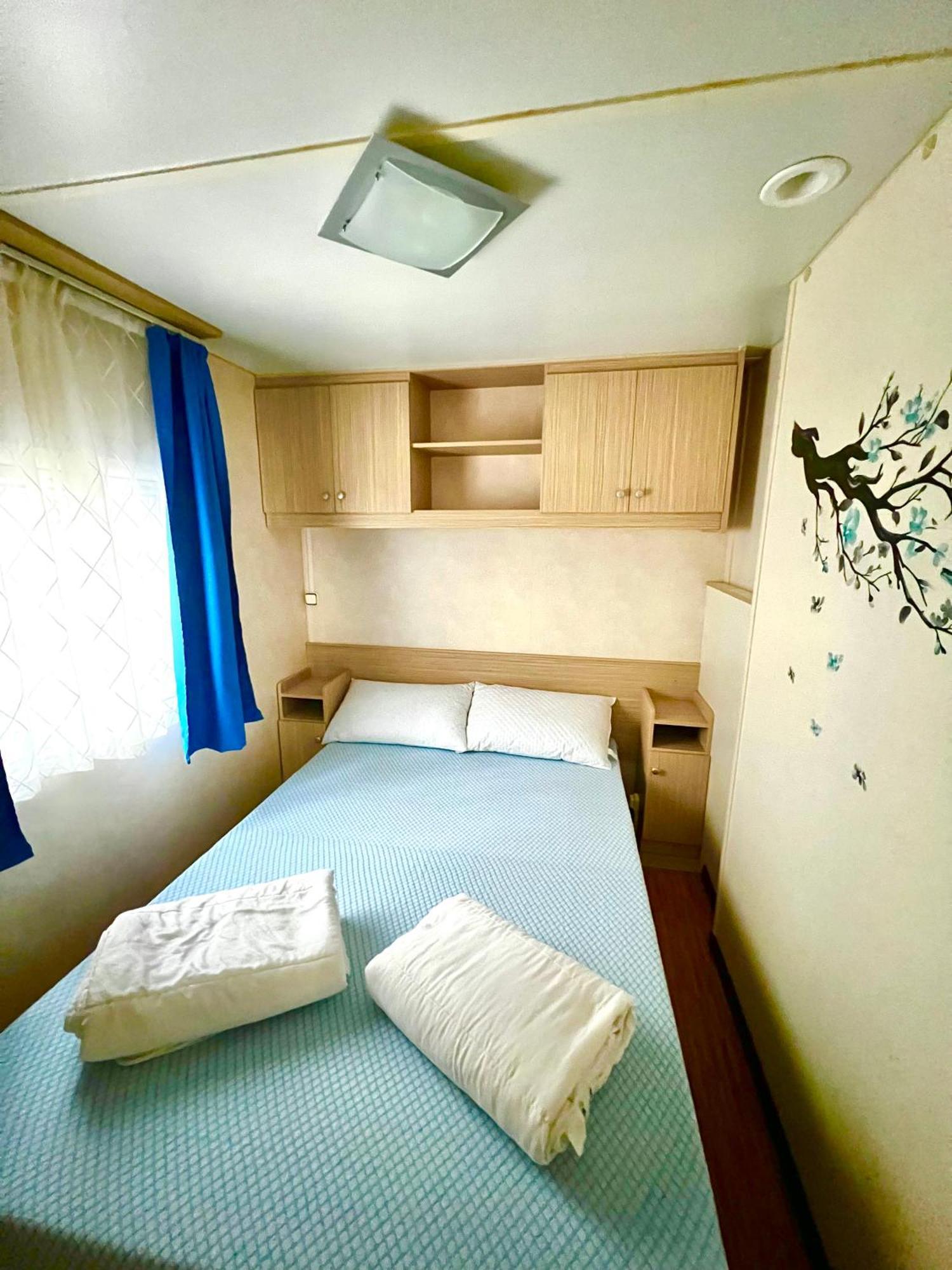 Buona Mobile Homes On Camping Mare E Pineta Лидо ди Спина Екстериор снимка