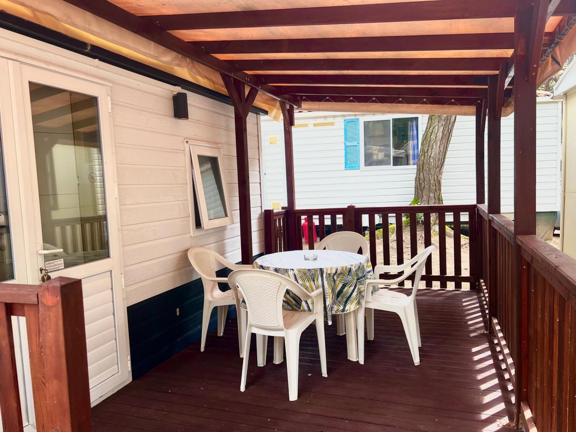 Buona Mobile Homes On Camping Mare E Pineta Лидо ди Спина Екстериор снимка